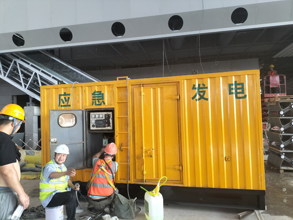 临邑怎样判断空气滤清器是否需要更换？