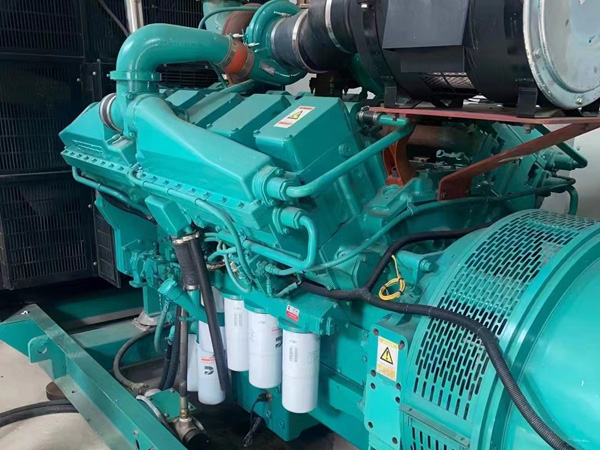 临邑更换100kW柴油发电机组机油时,需要注意哪些事项?